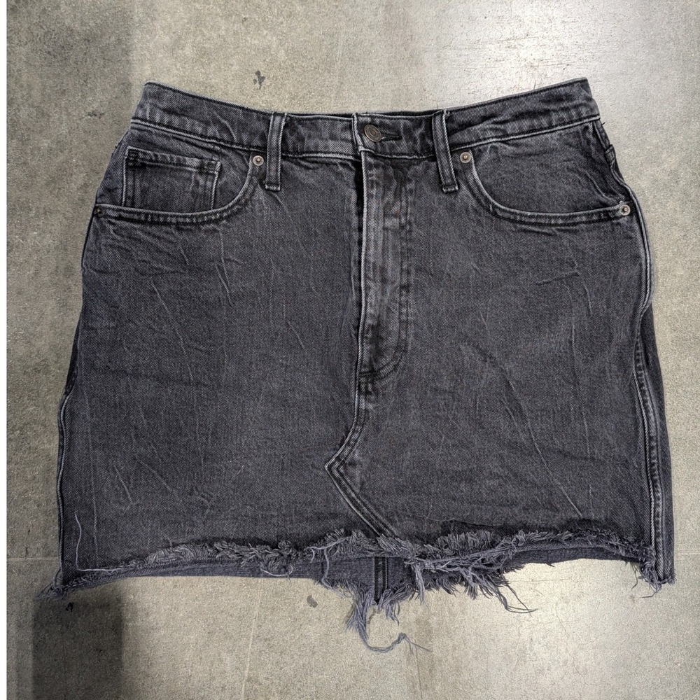 Abercrombie & Fitch Skirt 31 12 Black Denim Ultra High Rise Raw Hem Curve Love